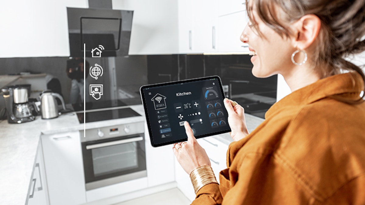 NXP microcontrollers target intelligent edge